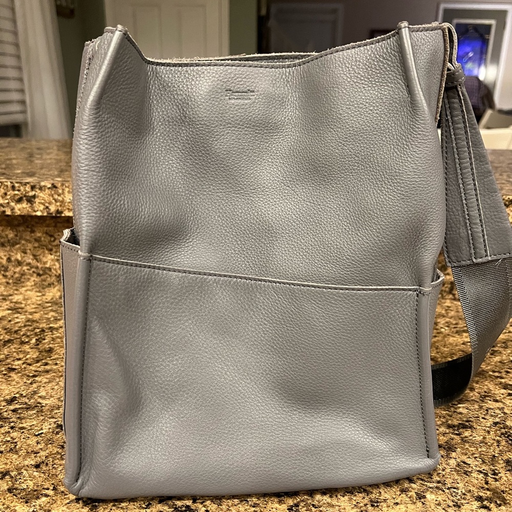 Hammitt “Davis” Medium shoulder bag tote